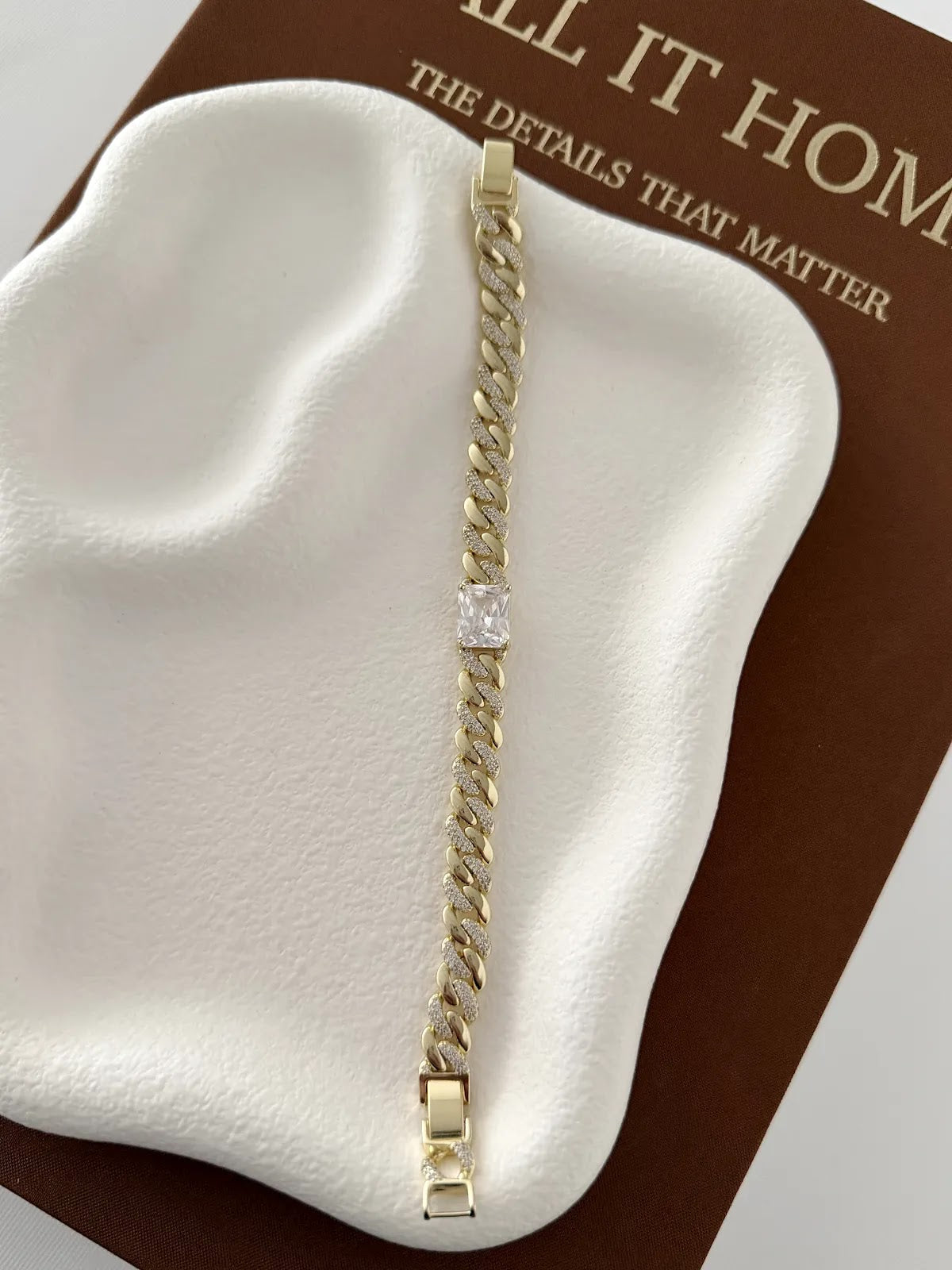 Gold CZ Pave Curb Chain Emerald Cut Center Bracelet - CW1VPBRCLT00244 | Wholesale Stainless Steel Jewelry Catwalk Jewellery Europe