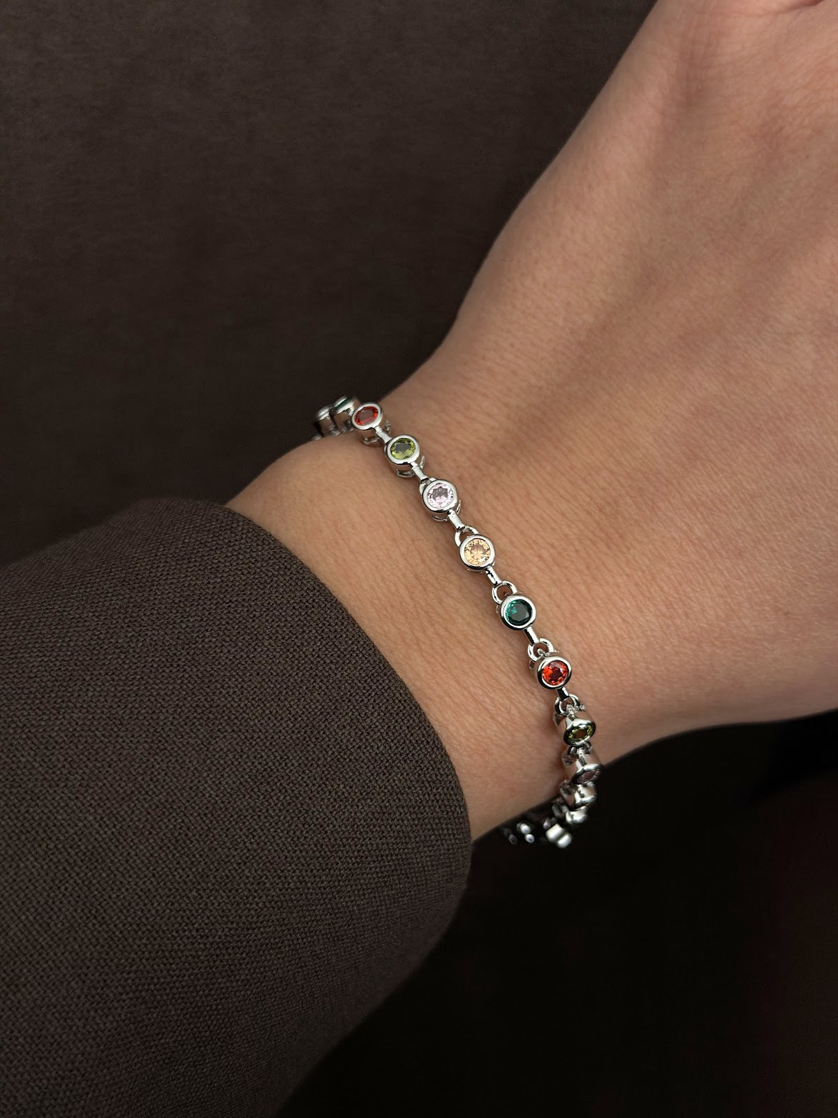 Silver Multi Color Bezel Set CZ Tennis Bracelet Alternate Angle - CW1VPBRCLT0018 | Wholesale Stainless Steel Jewelry Catwalk Jewellery Europe