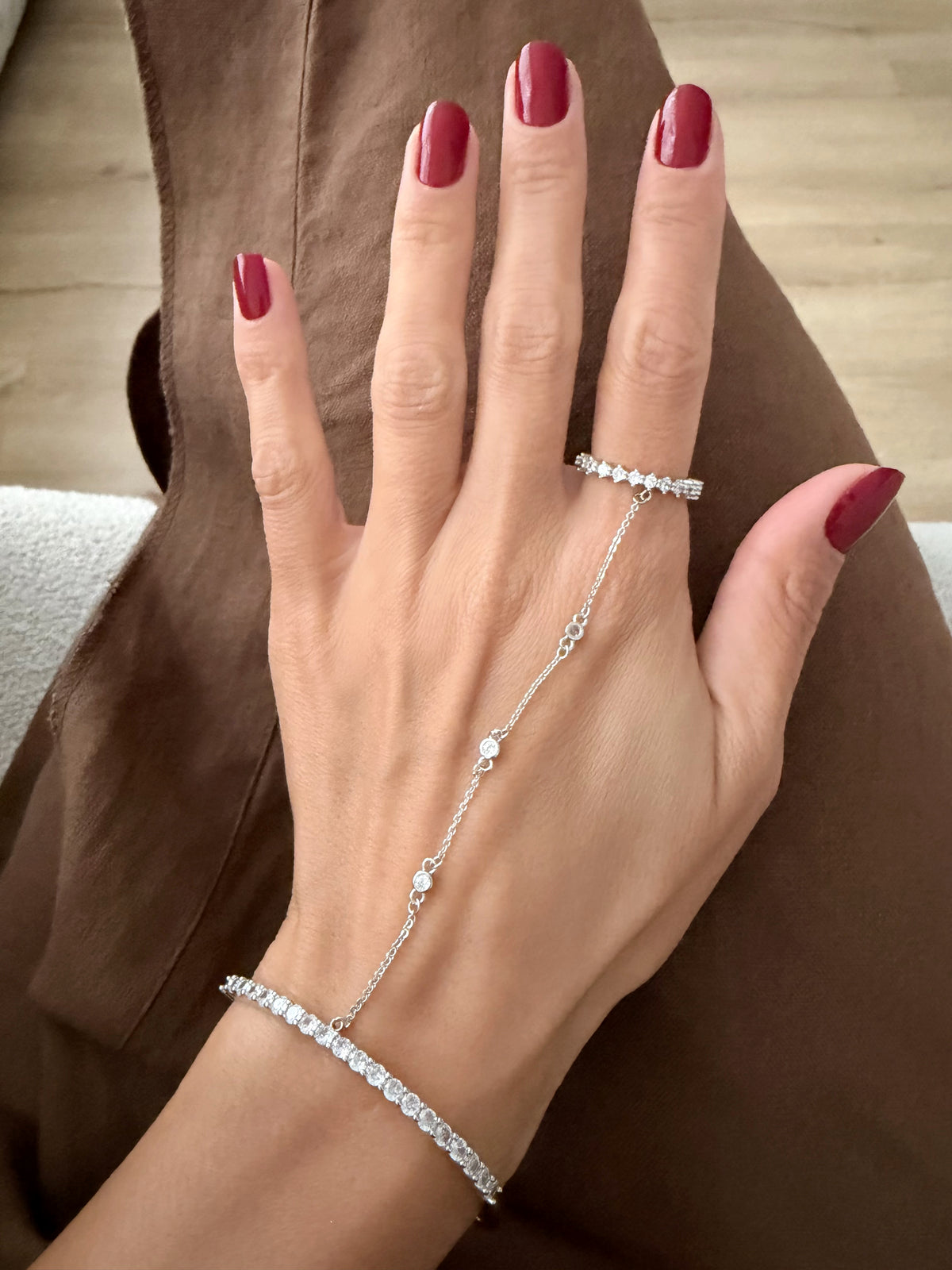 Silver Plated Stainless Steel Pave CZ Tennis Cuff Hand Chain Ring - CW1CUFFHANDCHAIN002 | Wholesale Stainless Steel Jewelry Catwalk Jewellery Europe