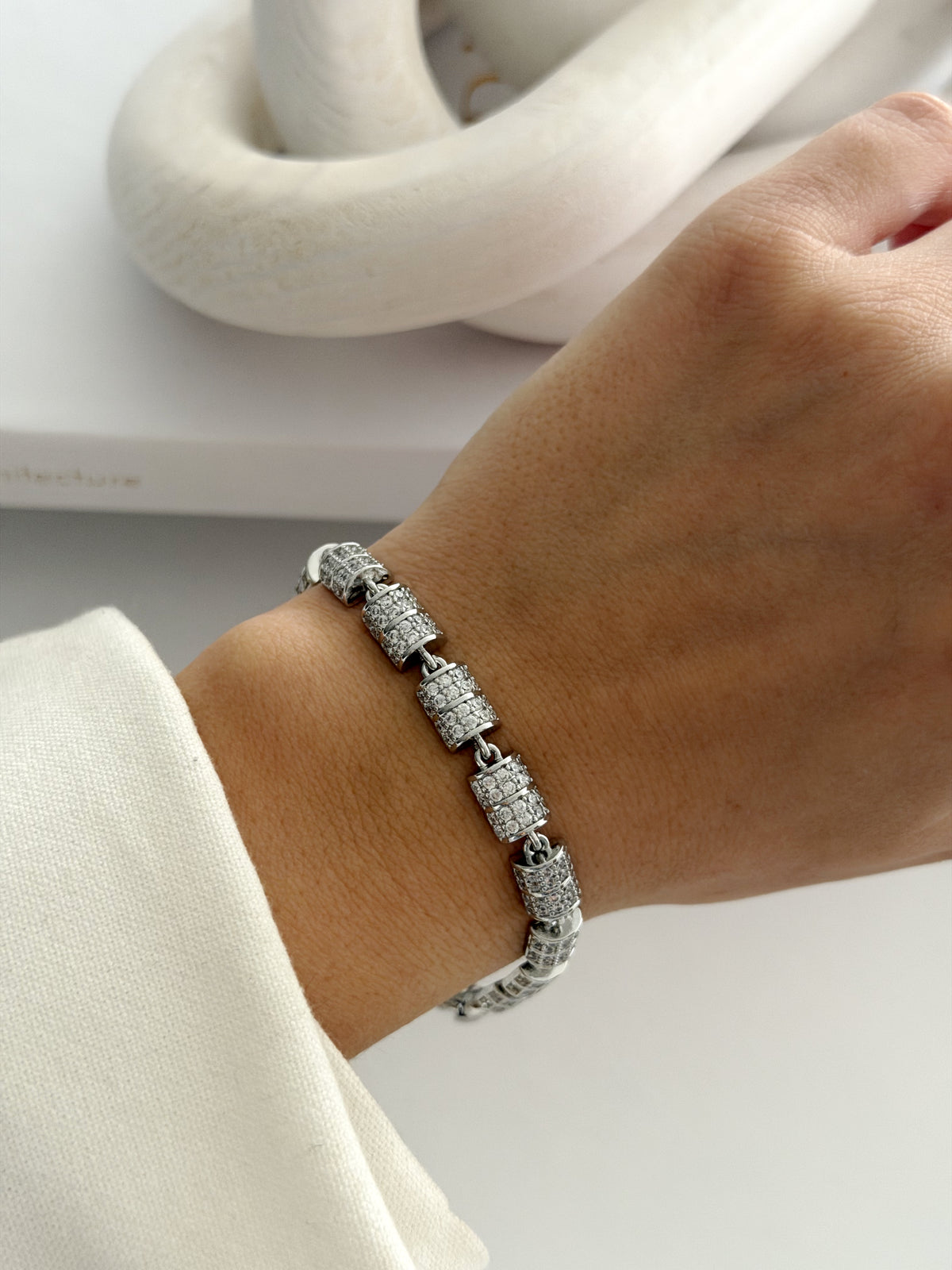 CW1VPBRCLT00134-silver-cz-pave-cylindrical-bar-link-bracelet-catwalkjewellery wholesale jewelry BRACELETS  Catwalk Jewellery Europe