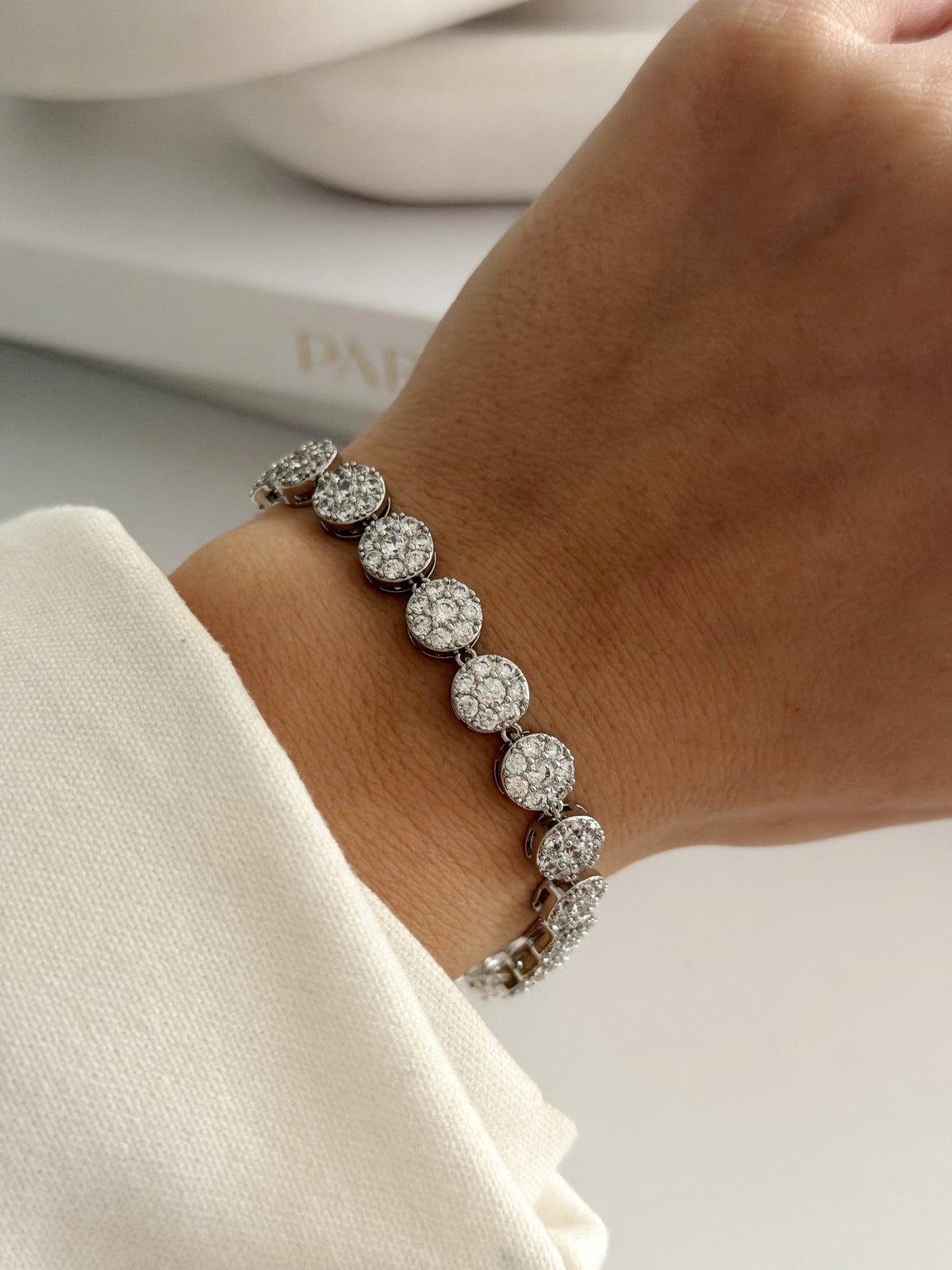 CW1VPBRCLT00148-silver-cz-pave-round-cluster-tennis-bracelet-catwalkjewellery wholesale jewelry BRACELETS  Catwalk Jewellery Europe