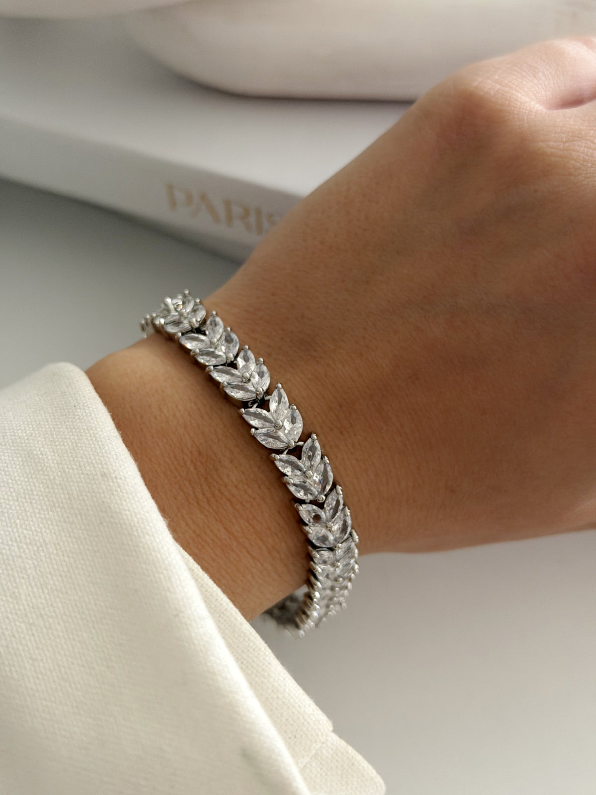 CW1VPBRCLT00151-silver-marquise-cut-cz-tennis-bracelet-catwalkjewellery wholesale jewelry BRACELETS  Catwalk Jewellery Europe