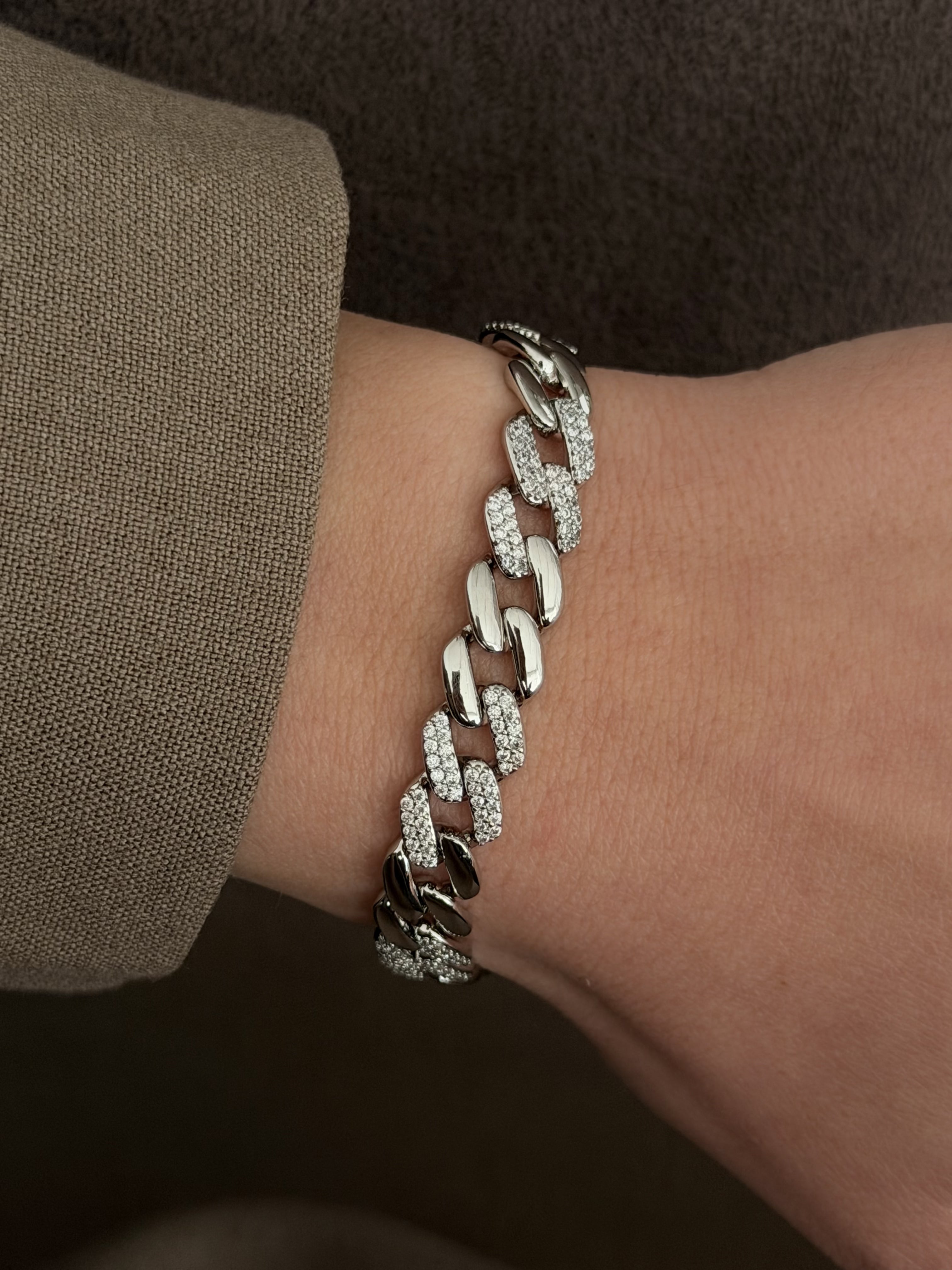 MY1VPBRCL00165 gold-bracelet-stainless-steel-wholesale-myaccessories wholesale jewelry BRACELETS  Catwalk Jewellery Europe