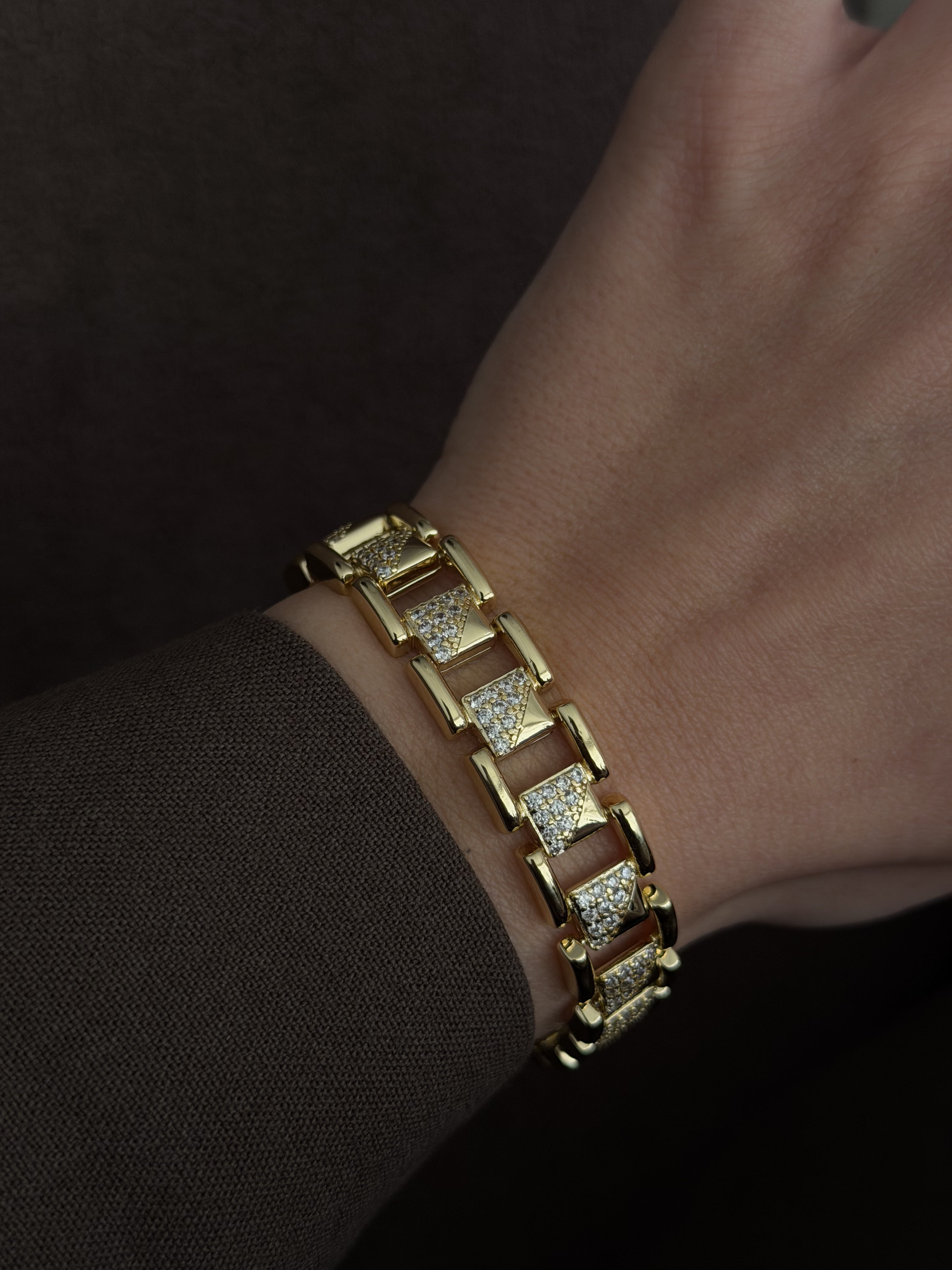 MY1VPBRCL00170 gold-bracelet-stainless-steel-wholesale-myaccessories wholesale jewelry BRACELETS  Catwalk Jewellery Europe