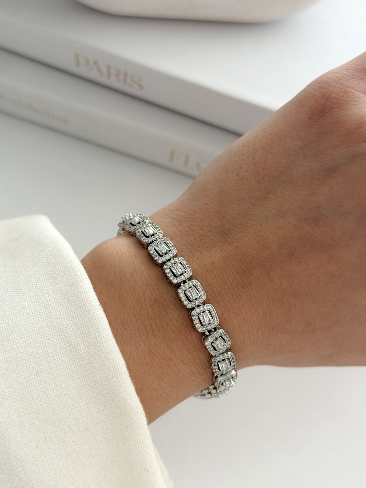 CW1VPBRCLT00178-silver-emerald-cut-cz-halo-tennis-bracelet-catwalkjewellery wholesale jewelry BRACELETS  Catwalk Jewellery Europe