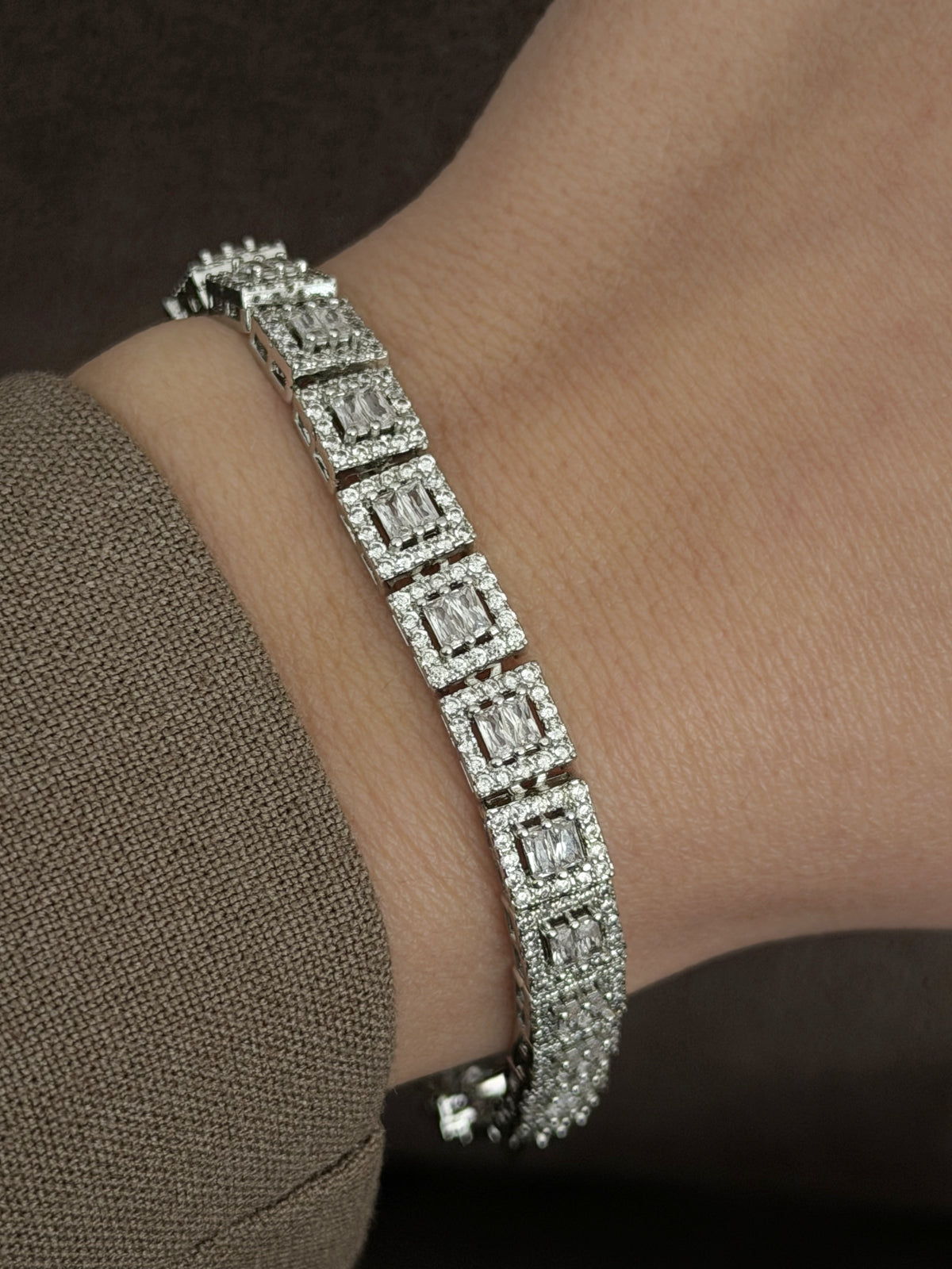 Rhodium Plated Cubic Zirconia Bracelets  – Catwalk Jewellery wholesale jewelry BRACELETS  Catwalk Jewellery Europe