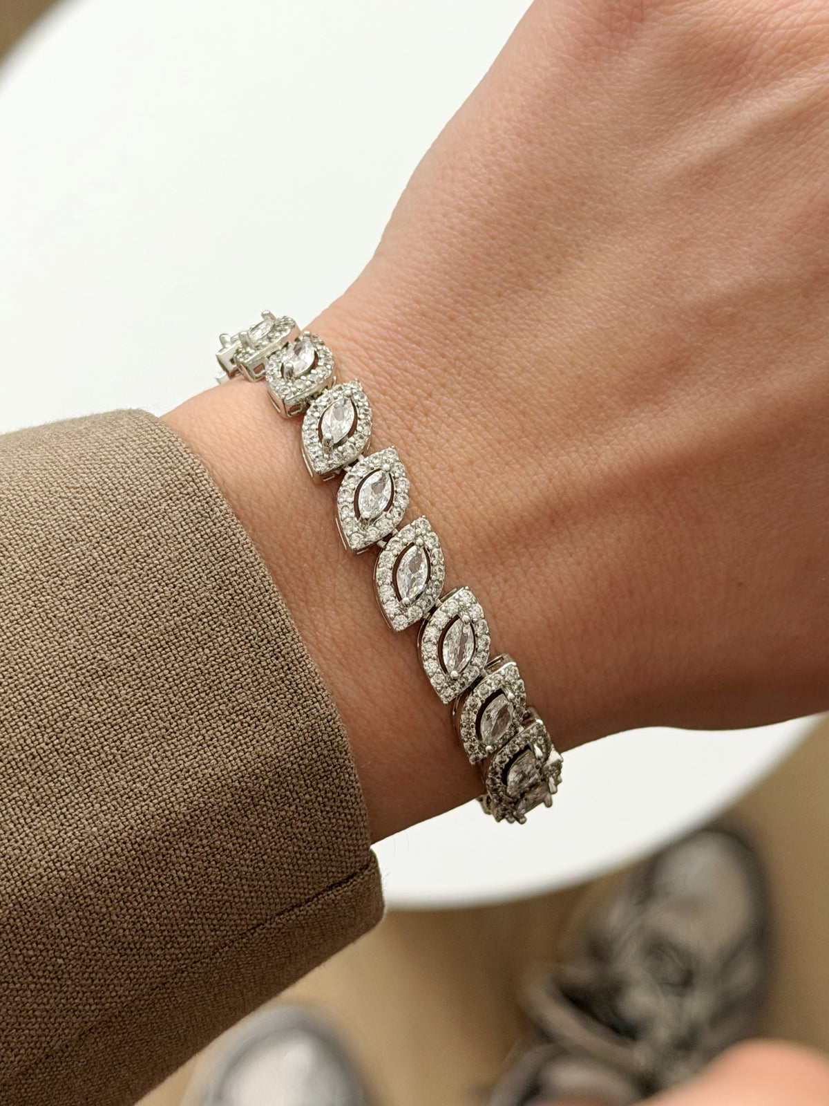 CW1VPBRCLT00209-silver-large-marquise-cut-cz-halo-link-bracelet-catwalkjewellery wholesale jewelry BRACELETS  Catwalk Jewellery Europe