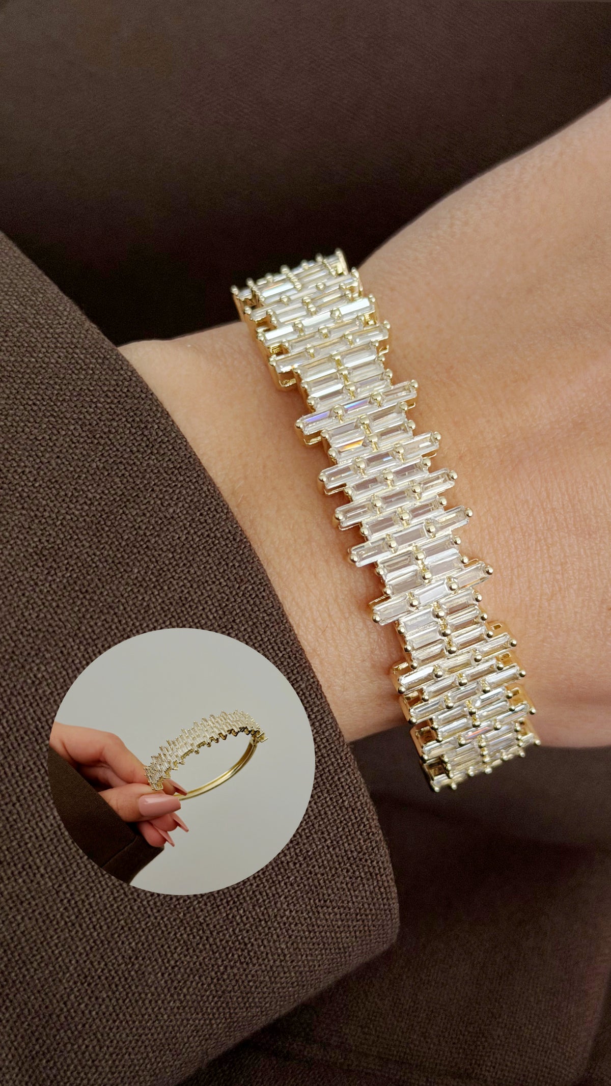 Gold Staggered Baguette CZ Pave Wide Hinged Cuff Bangle - CW1CUFF0057 | Wholesale Stainless Steel Jewelry Catwalk Jewellery Europe