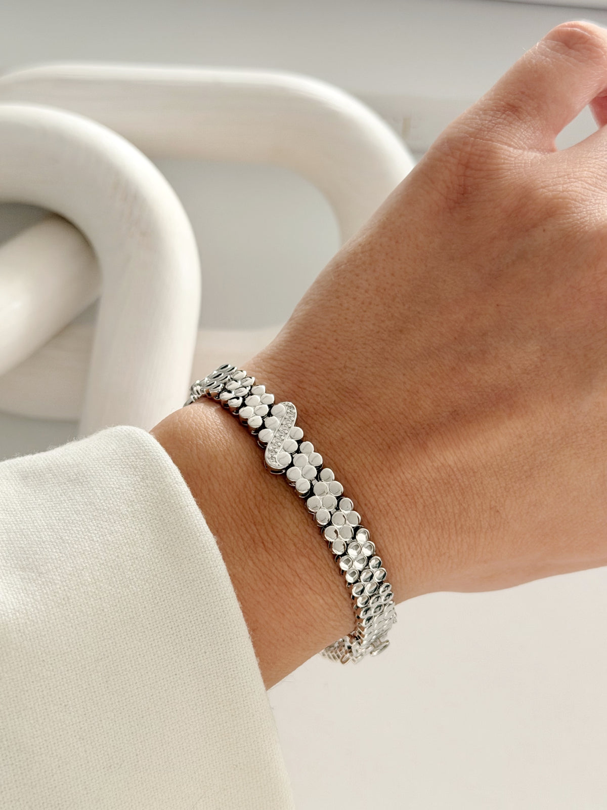 CW1VPBRCLT00214-silver-textured-double-row-disc-link-bracelet-catwalkjewellery wholesale jewelry BRACELETS  Catwalk Jewellery Europe