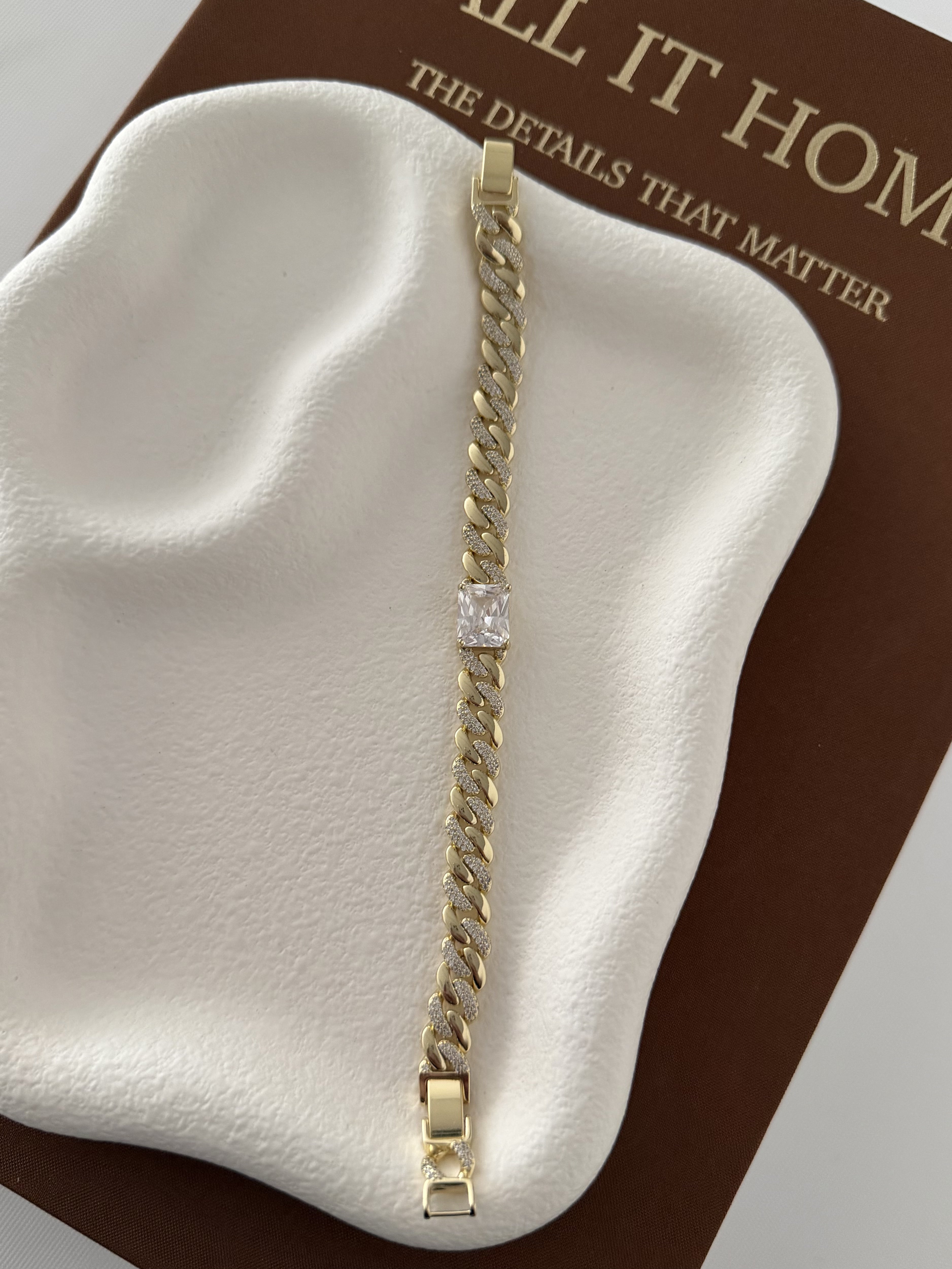 MY1VPBRCL00182 gold-bracelet-stainless-steel-wholesale-myaccessories wholesale jewelry BRACELETS  Catwalk Jewellery Europe