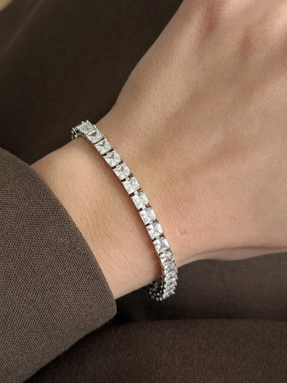 Silver Large Princess Cut CZ Tennis Bracelet - CW1VPBRCLT00265 | Wholesale Stainless Steel Jewelry Catwalk Jewellery Europe