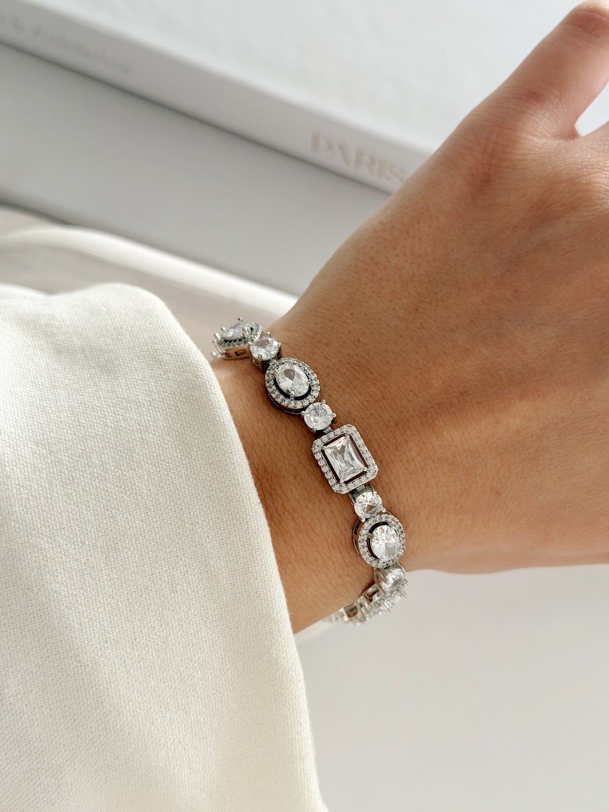 Silver CZ Pave Alternating Oval And Emerald Halo Link Bracelet - CW1VPBRCLT00231 | Wholesale Stainless Steel Jewelry Catwalk Jewellery Europe