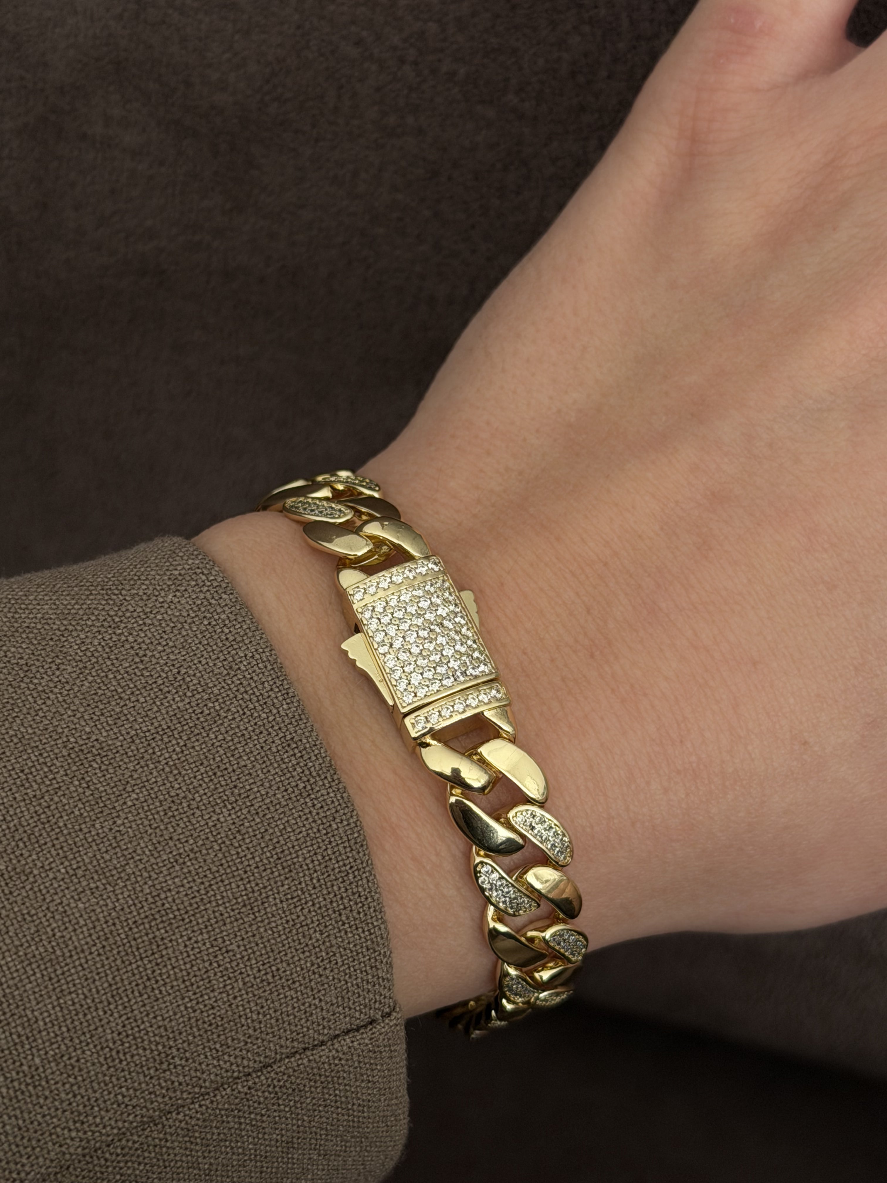 MY1VPBRCL00185 gold-bracelet-stainless-steel-wholesale-myaccessories wholesale jewelry BRACELETS  Catwalk Jewellery Europe