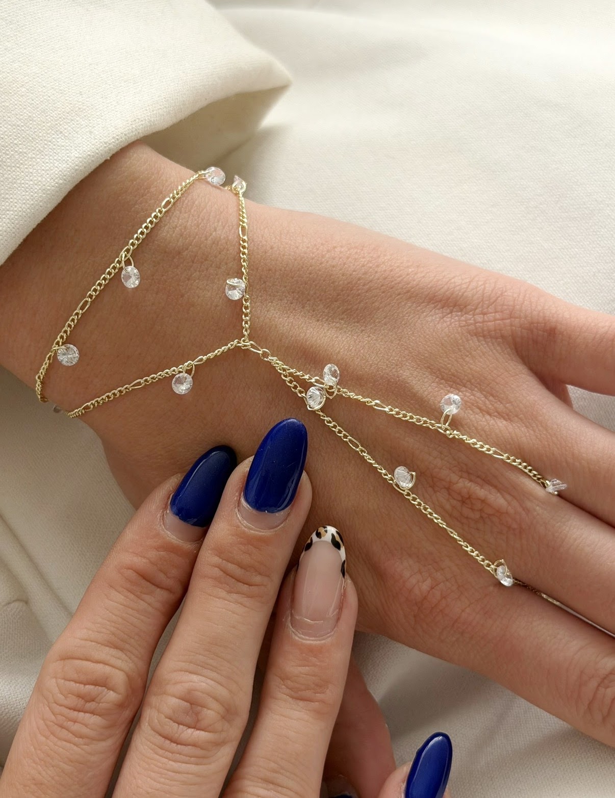 Gold Beaded Station CZ Pave Dangle Hand Chain - CW1HANDCHAIN0025 | Wholesale Stainless Steel Jewelry Catwalk Jewellery Europe