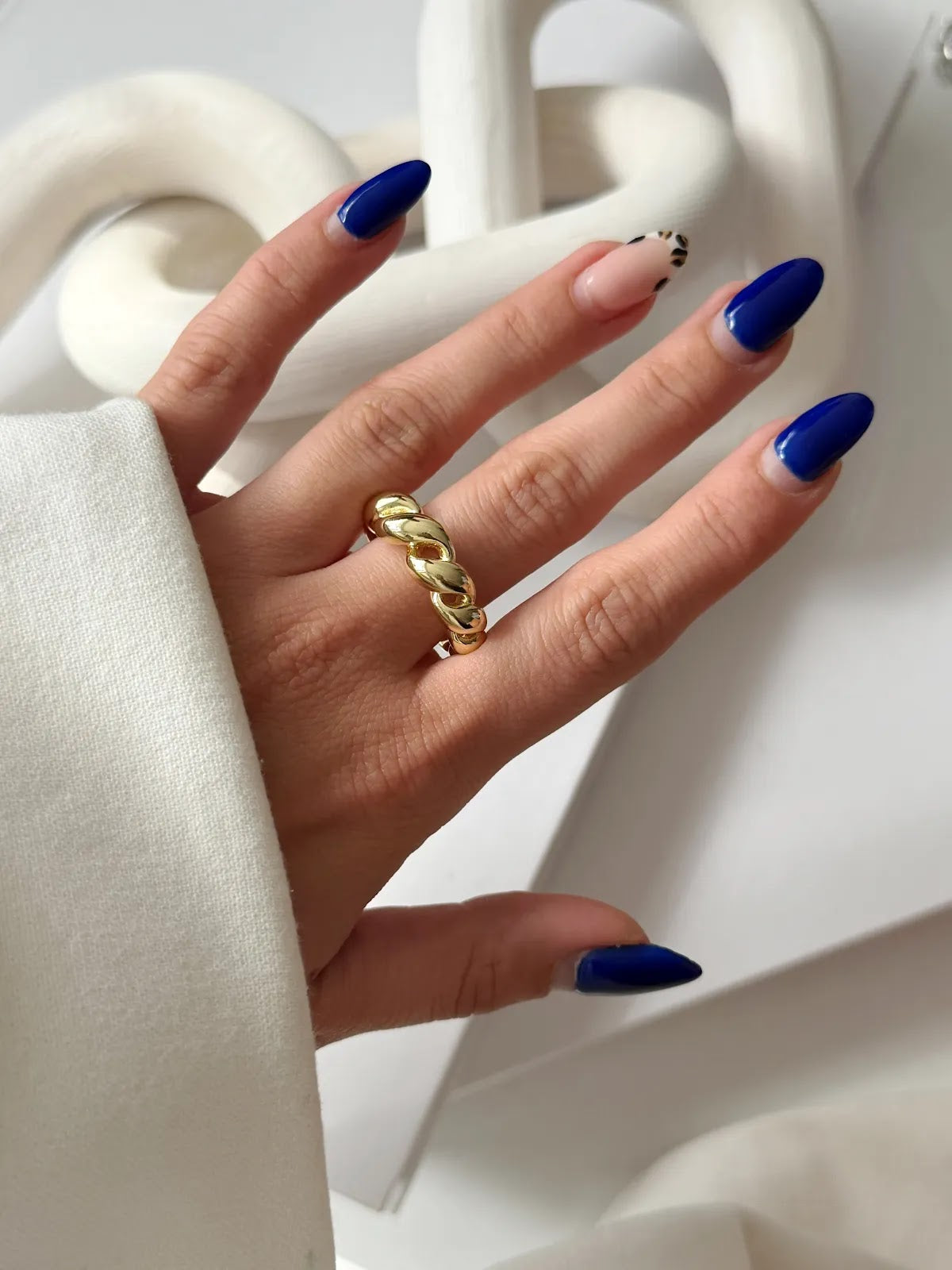 Gold Chunky Twisted Croissant Dome Ring wholesale jewelry RINGS Catwalk Jewellery Europe