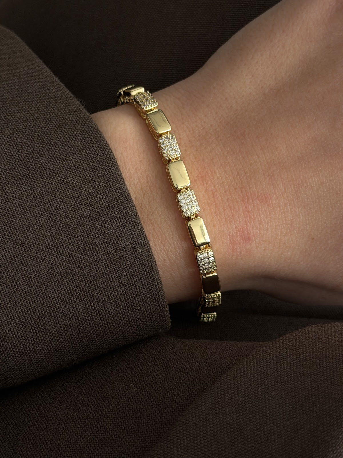 Gold CZ Pave Alternating Rectangular Bar Link Bracelet - CW1VPBRCLT0085 | Wholesale Stainless Steel Jewelry Catwalk Jewellery Europe