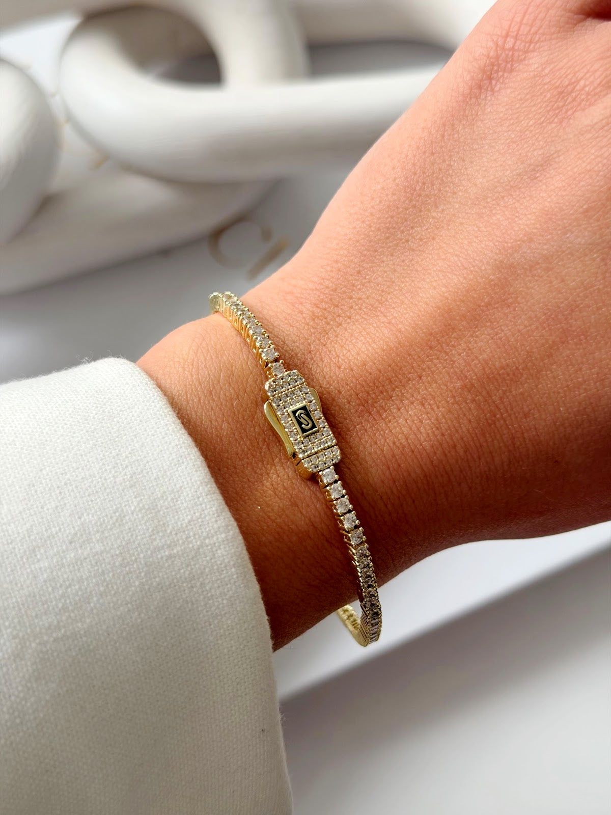 Gold Delicate Round CZ Tennis Bracelet Pave Buckle Clasp - CW1VPBRCLT00191 | Wholesale Stainless Steel Jewelry Catwalk Jewellery Europe