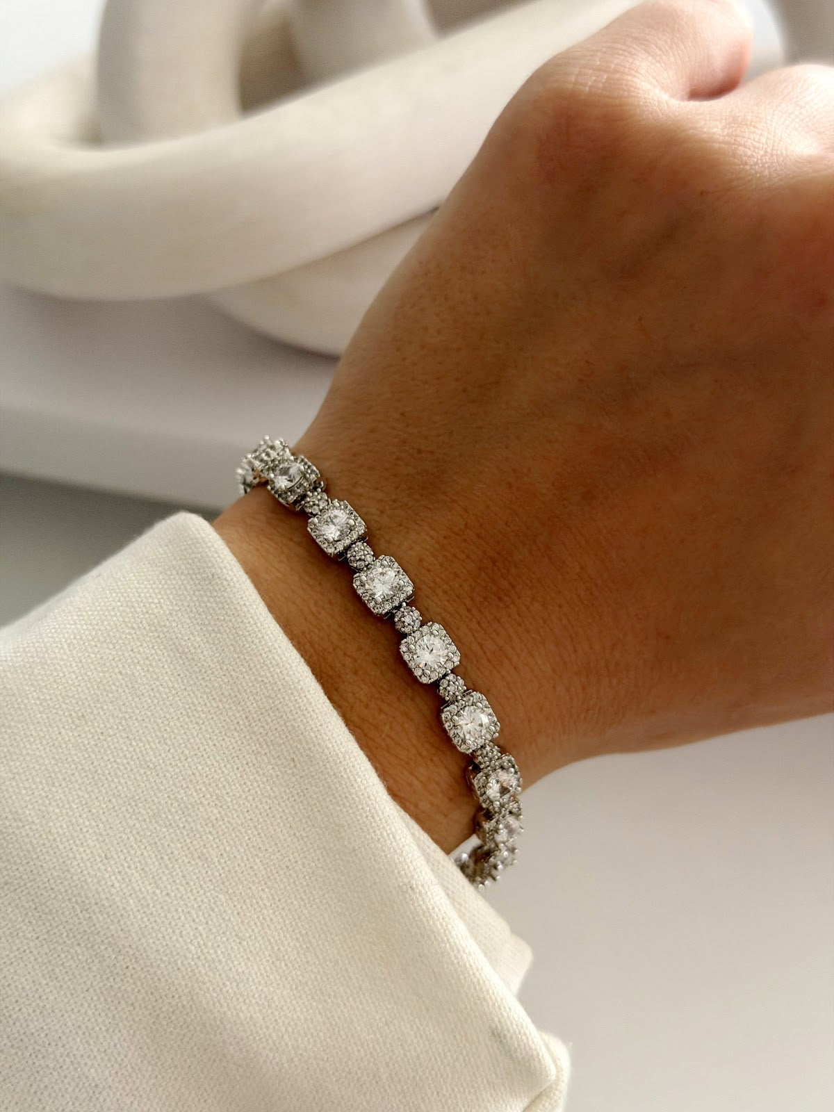 Silver Square Cut CZ Halo Tennis Bracelet - CW1VPBRCLT00253 | Wholesale Stainless Steel Jewelry Catwalk Jewellery Europe
