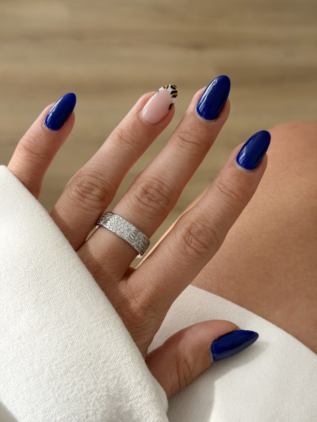 Silver CZ Pave Wide Screw Motif Band Ring - CW1RING00143 | Wholesale Stainless Steel Jewelry Catwalk Jewellery Europe