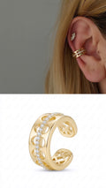 Gold Heart Cutout Band Ear Cuff With CZ Pave Center Stripe - CW1EARCUFF0079 | Wholesale Stainless Steel Jewelry Catwalk Jewellery Europe