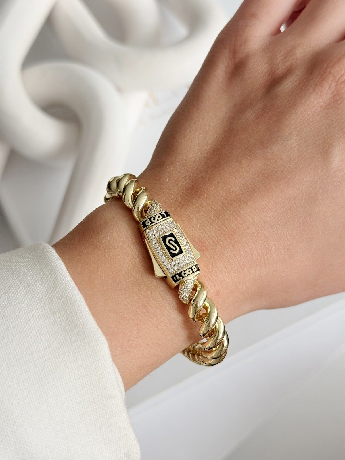 Gold Chunky Twisted Rope Chain Bracelet Pave Buckle Clasp - CW1VPBRCLT00257 | Wholesale Stainless Steel Jewelry Catwalk Jewellery Europe