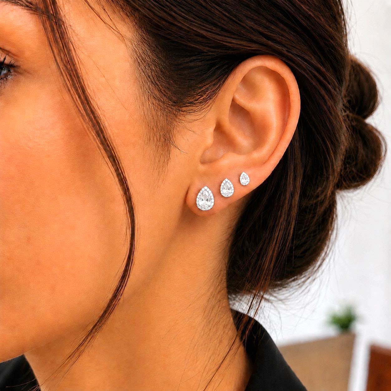 Silver Clear CZ Halo Pear Cut Stud Earrings Set - CW1STEAR009 | Wholesale Stainless Steel Jewelry Catwalk Jewellery Europe