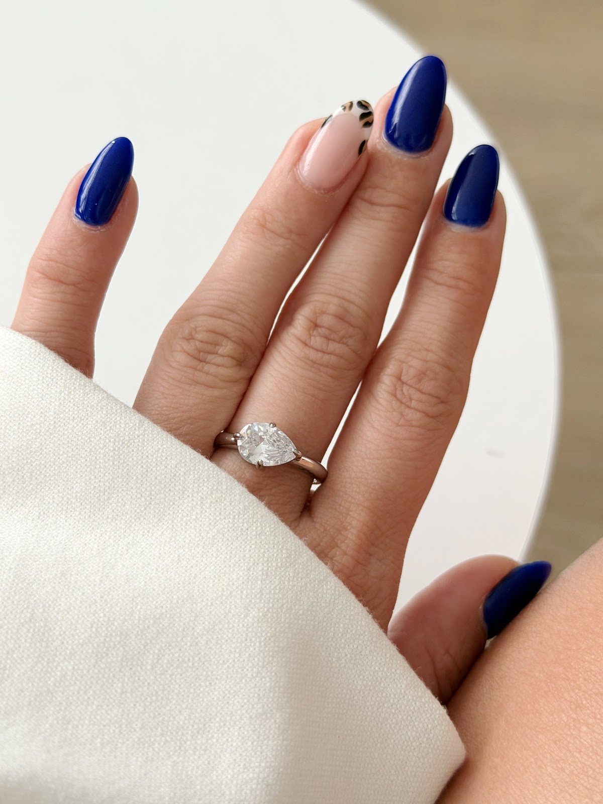 Silver East West Pear Cut CZ Solitaire Ring - CW1RING0082 | Wholesale Stainless Steel Jewelry Catwalk Jewellery Europe