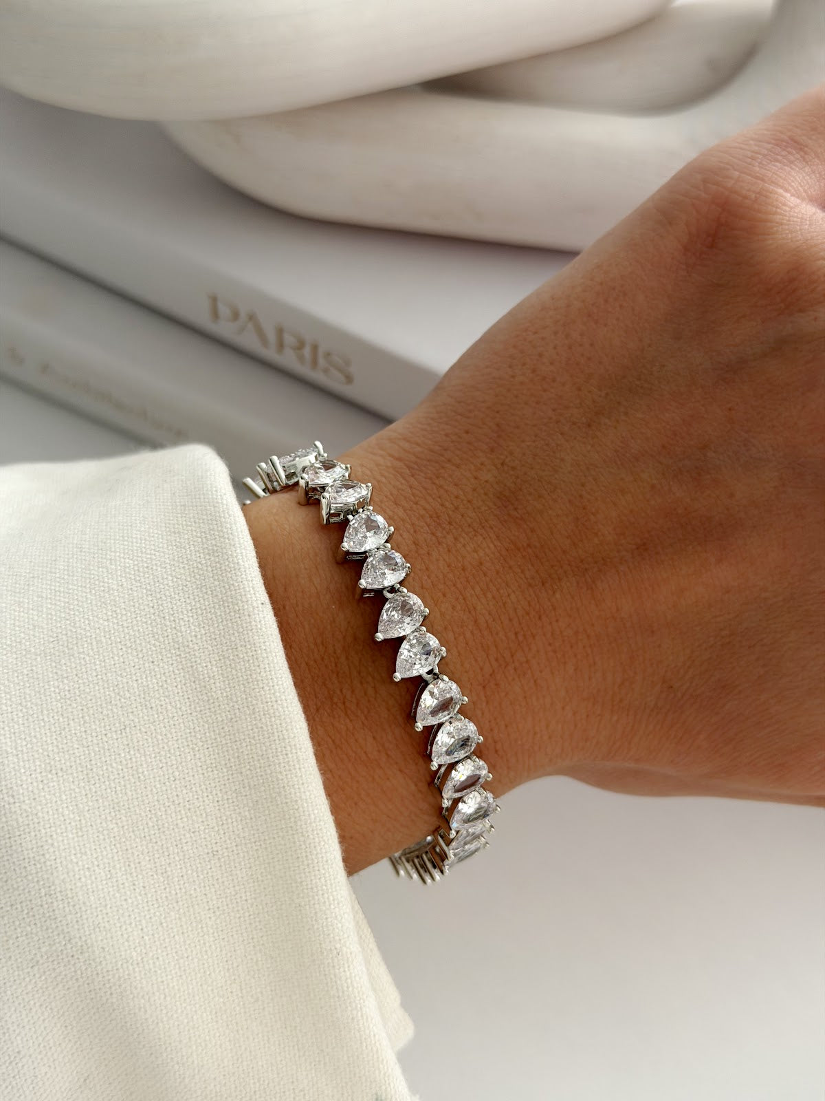 Silver Pear Cut CZ Tennis Bracelet - CW1VPBRCLT00154 | Wholesale Stainless Steel Jewelry Catwalk Jewellery Europe