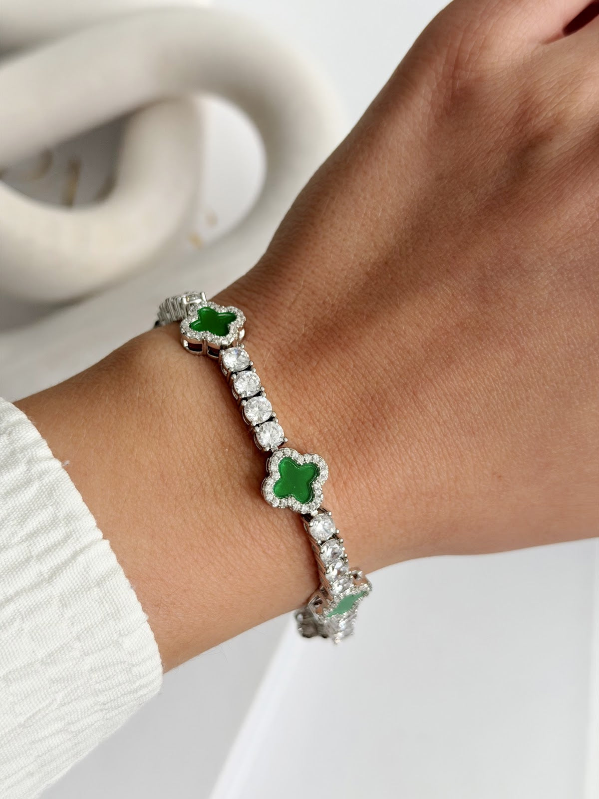 Silver CZ Pave Green Clover Tennis Bracelet - CW1VPBRCLT00288 | Wholesale Stainless Steel Jewelry Catwalk Jewellery Europe