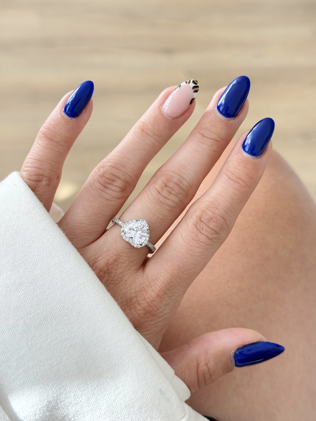 Silver Heart Cut CZ Halo Engagement Ring - CW1RING00139 | Wholesale Stainless Steel Jewelry Catwalk Jewellery Europe