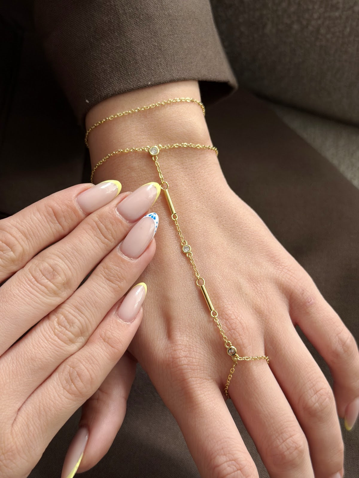 Gold CZ Pave Bar Bezel Station Hand Chain - CW1HANDCHAIN00109 | Wholesale Stainless Steel Jewelry Catwalk Jewellery Europe