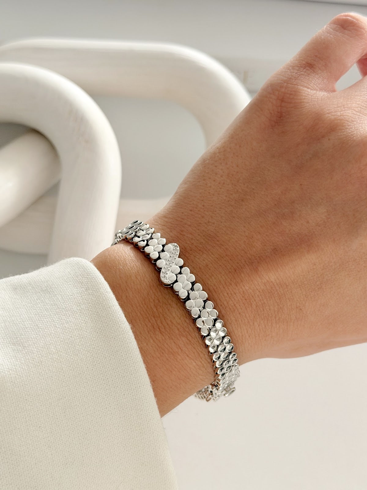 Silver Textured Double Row Disc Link Bracelet - CW1VPBRCLT00214 | Wholesale Stainless Steel Jewelry Catwalk Jewellery Europe