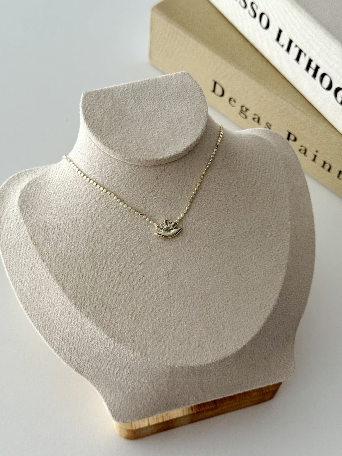 Gold CZ Pave Eyelash Evil Eye Beaded Station Necklace - CW1NKL0060 | Wholesale Stainless Steel Jewelry Catwalk Jewellery Europe