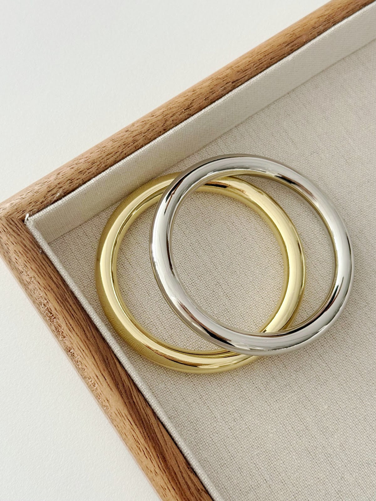 Gold Silver Chunky Minimalist Round Solid Bangle Bracelet Set - CW1CUFF0010 | Wholesale Stainless Steel Jewelry Catwalk Jewellery Europe