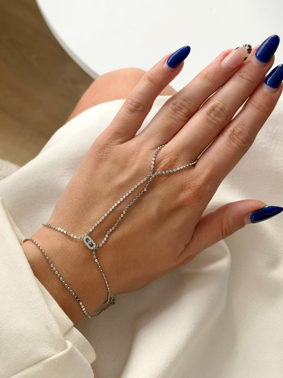 Silver CZ Pave Oval Turquoise Evil Eye Flat Disc Chain Hand Chain - CW1HANDCHAIN0054 | Wholesale Stainless Steel Jewelry Catwalk Jewellery Europe