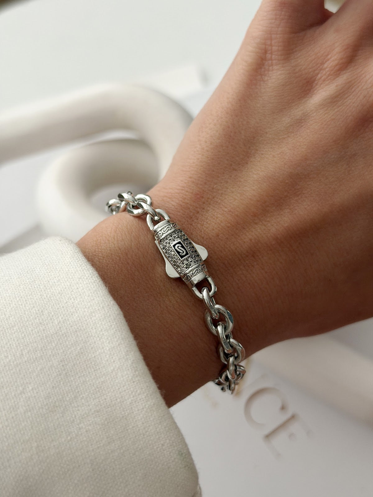Silver CZ Pave Buckle Clasp Cable Chain Bracelet - CW1VPBRCLT0098 | Wholesale Stainless Steel Jewelry Catwalk Jewellery Europe
