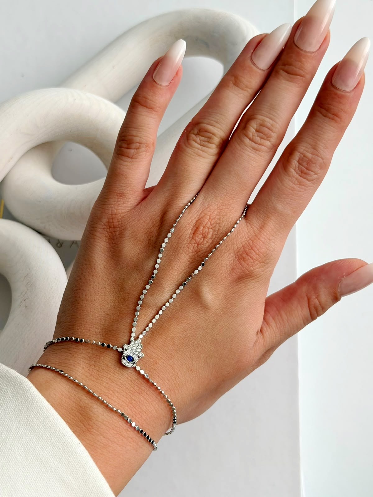 Silver CZ Pave Hamsa Hand Flat Disc Chain Hand Chain - CW1HANDCHAIN0015 | Wholesale Stainless Steel Jewelry Catwalk Jewellery Europe