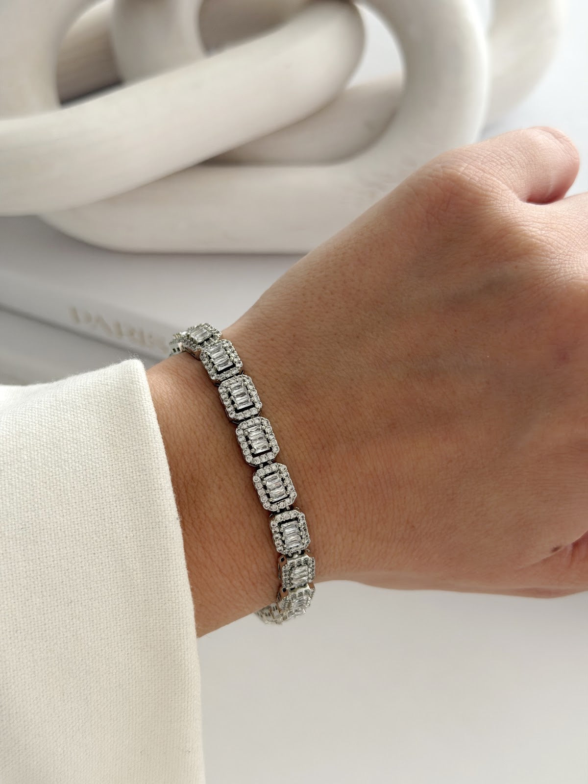 Silver CZ Pave Baguette Cushion Halo Link Bracelet - CW1VPBRCLT00135 | Wholesale Stainless Steel Jewelry Catwalk Jewellery Europe