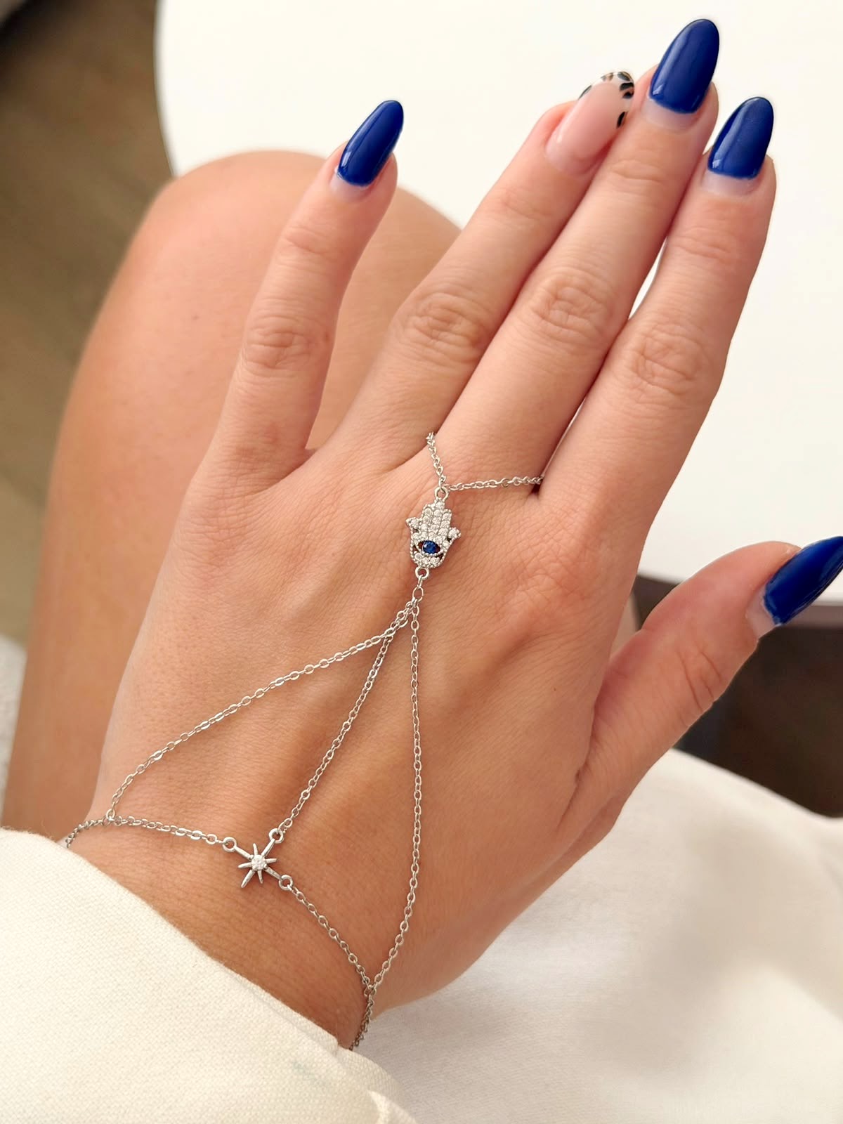 Silver CZ Pave Hamsa Hand North Star Chain Hand Chain - CW1HANDCHAIN0043 | Wholesale Stainless Steel Jewelry Catwalk Jewellery Europe