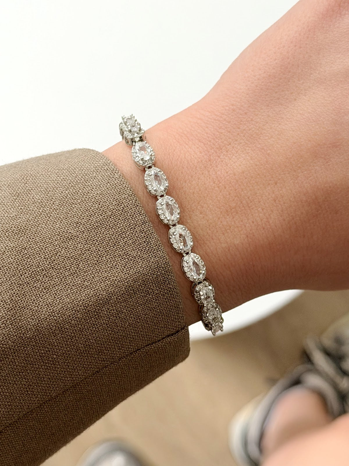 Silver Oval Cut CZ Halo Tennis Bracelet - CW1VPBRCLT00161 | Wholesale Stainless Steel Jewelry Catwalk Jewellery Europe