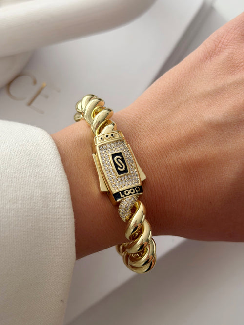 CW1VPBRCLT00275-gold-chunky-twisted-rope-chain-bracelet-with-s-logo-clasp-catwalkjewellery wholesale jewelry BRACELETS  Catwalk Jewellery Europe