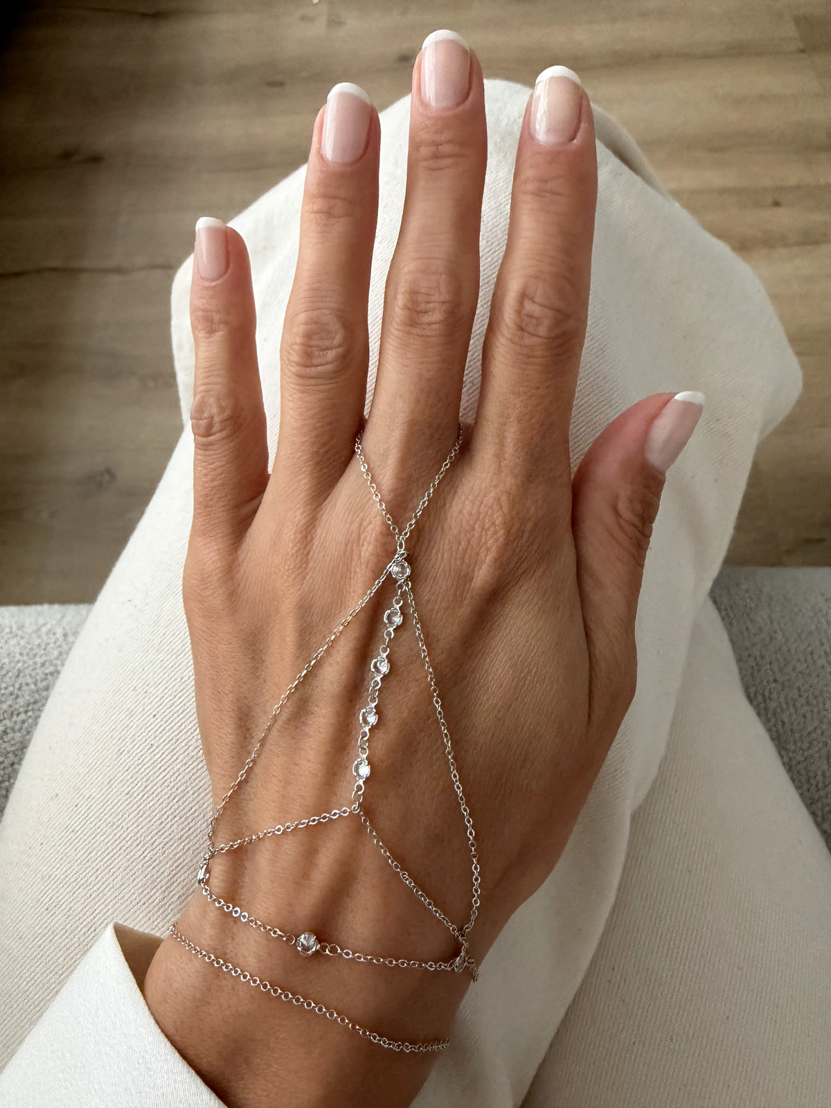 Silver Plated Stainless Steel Bezel CZ Spiderweb Drape Hand Chain Bracelet - CW1HANDCHAIN00194 | Wholesale Stainless Steel Jewelry Catwalk Jewellery Europe
