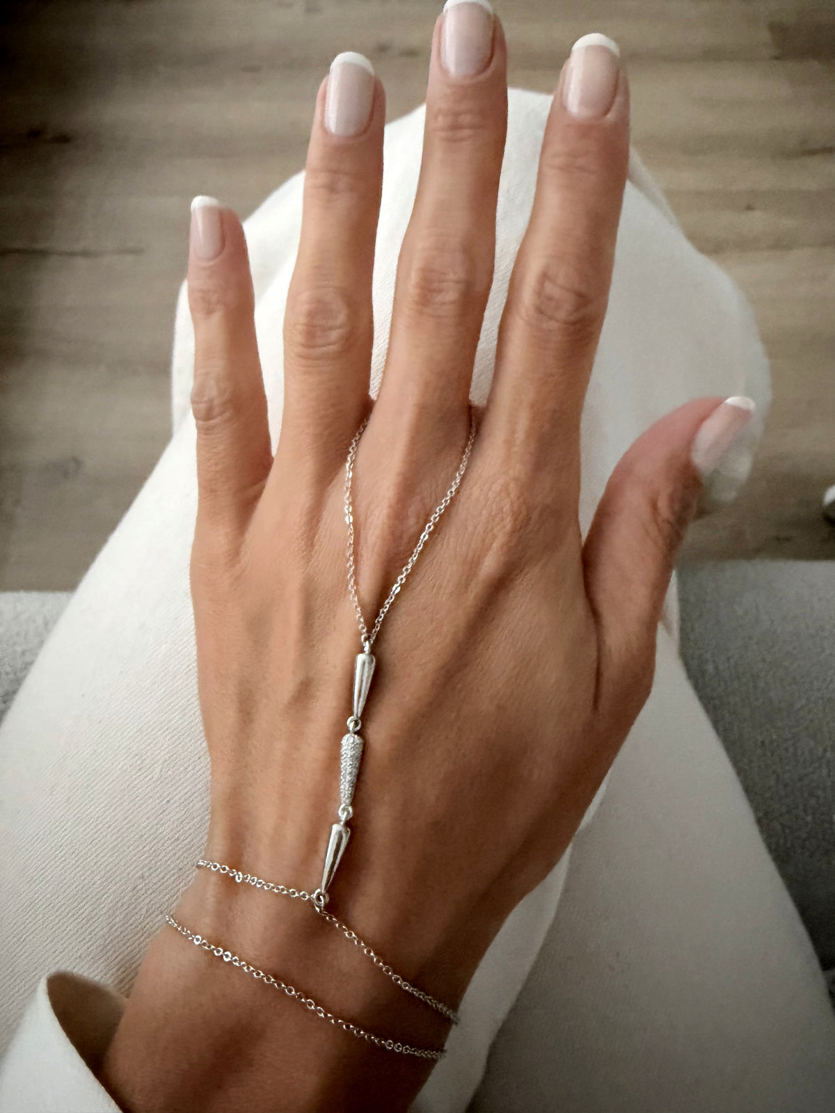 Silver Plated Stainless Steel Pave CZ Bullet Spike Pendant Hand Chain Bracelet - CW1HANDCHAIN00197 | Wholesale Stainless Steel Jewelry Catwalk Jewellery Europe