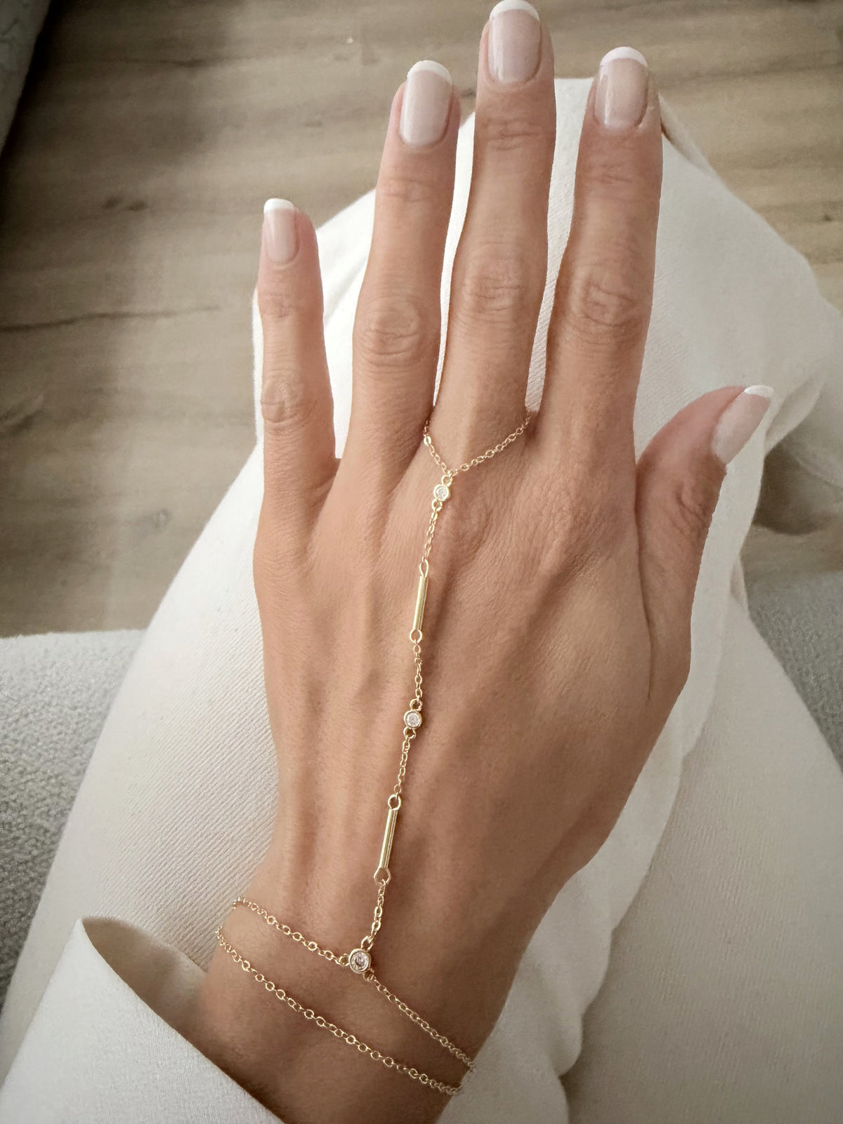 18K Gold Plated Stainless Steel Bezel CZ Bar Station Hand Chain Bracelet - CW1HANDCHAIN00198 | Wholesale Stainless Steel Jewelry Catwalk Jewellery Europe