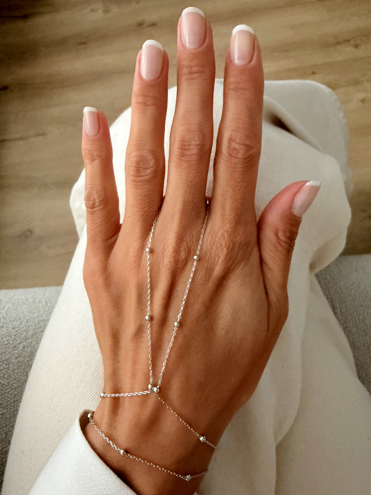 Silver Plated Stainless Steel Ball Beaded Station Hand Chain Bracelet - CW1HANDCHAIN00199 | Wholesale Stainless Steel Jewelry Catwalk Jewellery Europe