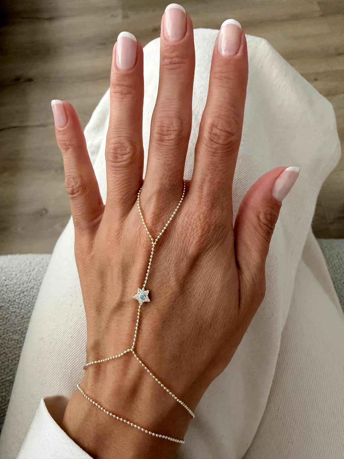 18K Gold Plated Stainless Steel Pave CZ Star Turquoise Charm Hand Chain Bracelet - CW1HANDCHAIN00200 | Wholesale Stainless Steel Jewelry Catwalk Jewellery Europe