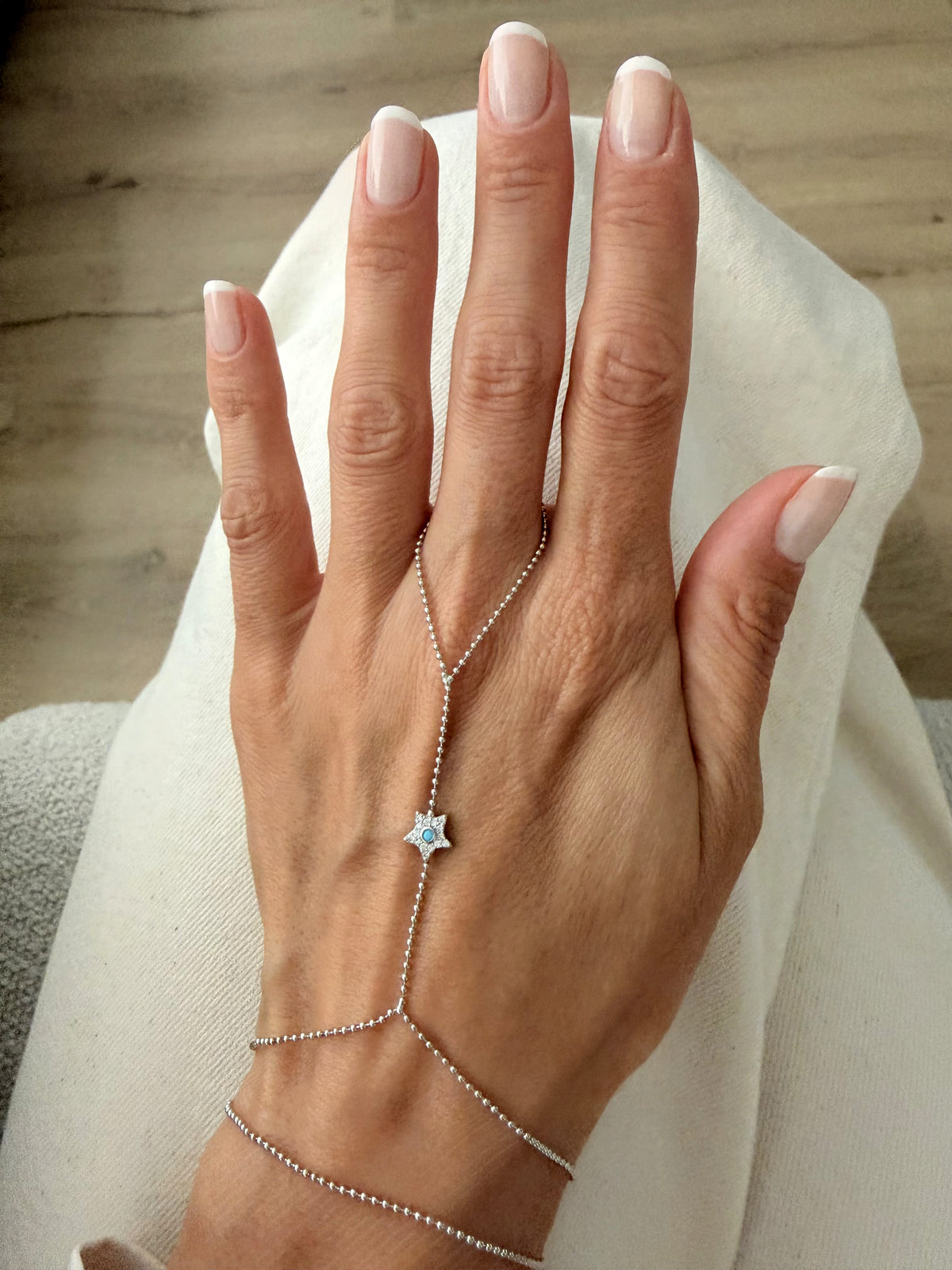 Silver Plated Stainless Steel Ball Chain Pave CZ Star Turquoise Charm Hand Chain Bracelet - CW1HANDCHAIN00208 | Wholesale Stainless Steel Jewelry Catwalk Jewellery Europe
