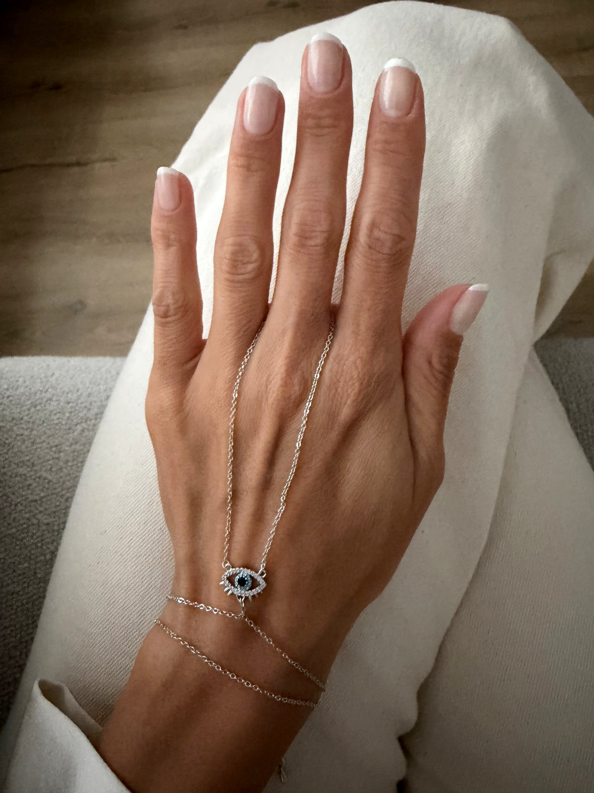 Silver Plated Stainless Steel Pave CZ Starburst Evil Eye Hand Chain Bracelet - CW1HANDCHAIN00215 | Wholesale Stainless Steel Jewelry Catwalk Jewellery Europe