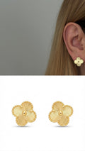 18K Gold Plated Stainless Steel Guilloche Four Leaf Clover Bead Center Stud Earrings - CW1VPEARRING00415 | Wholesale Stainless Steel Jewelry Catwalk Jewellery Europe