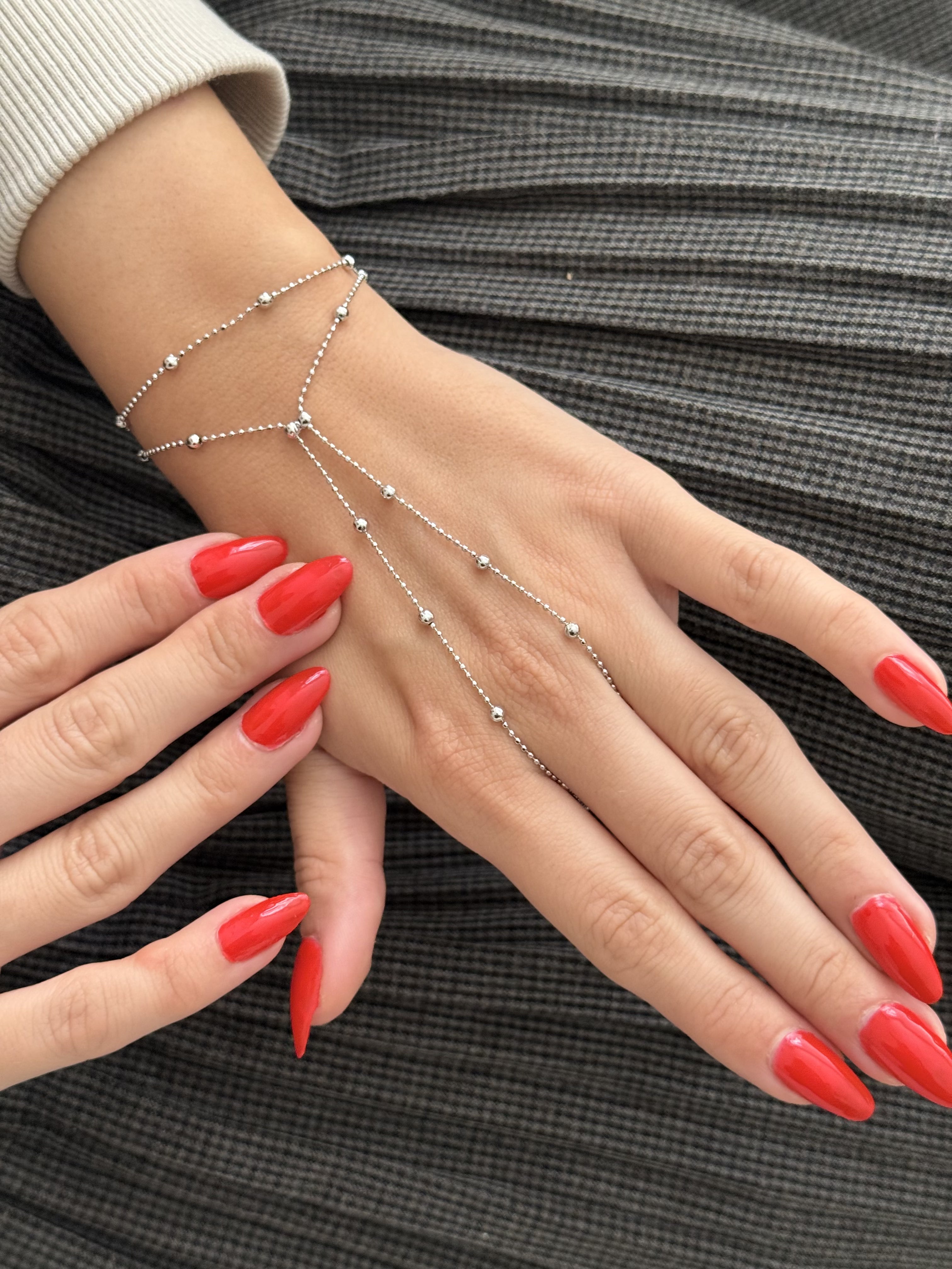 MY1VPHNDC001 gold-hand-chain-stainless-steel-waterproof-trendy-wholesale-myaccessories wholesale jewelry HAND CHAINS  Catwalk Jewellery Europe